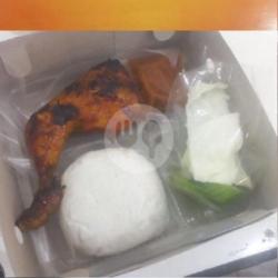 Nasi Box Ayam Bakar Pedas Manis Mantap