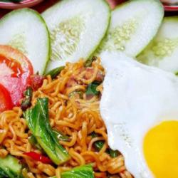 Mie Padeh Mercon Telur Ceplok