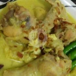 Opor Ayam Tahu