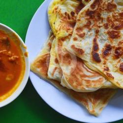 Roti Prata Isi Telor Kuah Kari
