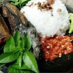 Lele Geprek Mak.e Original