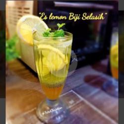 Es Lemon Biji Selasih