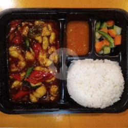 Nasi Ayam Cah Cabe