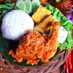 Ayam Penyet Geprek Paket Komplit