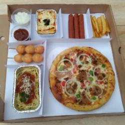 Komplit Box Meatlover / Kompleto / Bratwurst / Tuna / Beef Bolognesse / Chicken / Peperoni