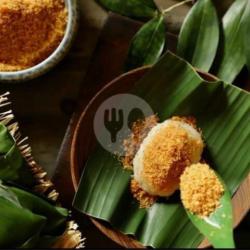 Ketan Serundeng Manis Gurih   Pisang Goreng