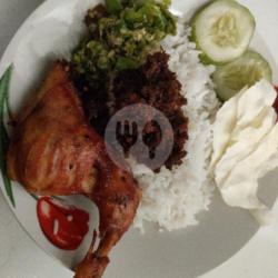 Nase Ayam Peyet Sambel Ijo Bumbu Hitam Madura