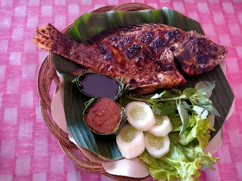Warung Cak Sony (Ayam Bakar & Ikan Bakar), Jalan Bintara Raya No 3