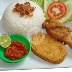 Paket Hemat:nasi Paha Bawah Tempe Tahu Lalapan