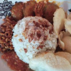 Nasi Uduk Betawi   Semur Jengkol