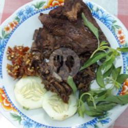 Bebek Hitam Tanpa Nasi