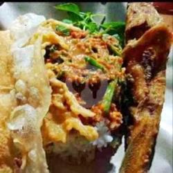Nasi Pecel Lele