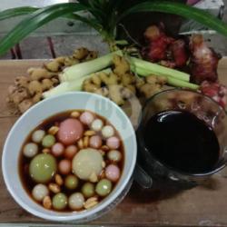 Wedang Ronde Campur Gula Aren Jahe Emprit/ Kampung