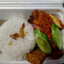 Spesial Nasi Ayam Penyet Lamongan