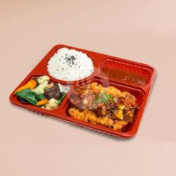 Nasi Bento Ayam Saus Padang