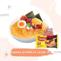 Mie Ramen Keju Richeese Level 3