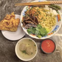 Pangsit Mie Jamur   Bakso (sapi / Ayam / Ikan)