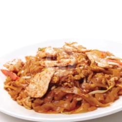 Kwetiaw Goreng Pedas Dengan Daging Ayam