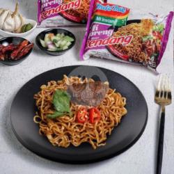 Indomie Goreng Rendang   Telur Ceplok   Air Mineral 330ml