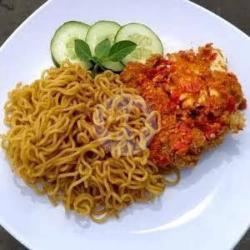 Indomie Ayam (dada) Geprek