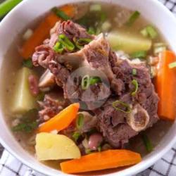 Sop Buntut( Tulangan/iga)