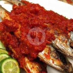 Ikan Goreng Cabe Merah