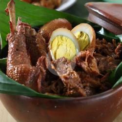 Gudeg Telor Ayam Kampung