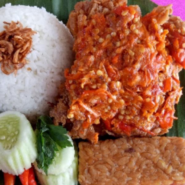 Ayam  Geprek  Laris Manis Bekasi Timur GoFood  Ayam  Geprek  Laris Manis Bekasi Timur GoFood