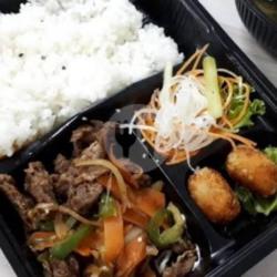 Beff Teriyaki Bento Box..