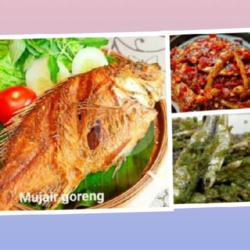 Mujaer Goreng Komplit Nasi ,sambel Teri Deso