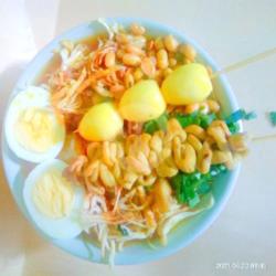 Bubur Ayam Spesial Telor Ayam Sate Usus Telor Puyuh