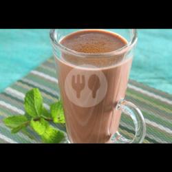 Susu Coklat Panas / Es Chocolate Milk