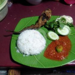 Pecel Lele Dan Nasi ( Goreng/kremes/penyet )