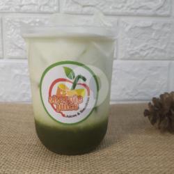 Japanese Matcha Latte (iced)