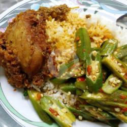 Nasi Campur Ayam