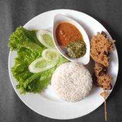 Nasi Ati Ampel Kremes Sambal Pecel