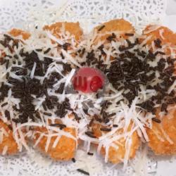 Pisang Kepok Crispy Toping Tiramissu Mesis Chocholate