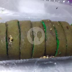 Pandan Gulung Keju Coklat Kacang Susu