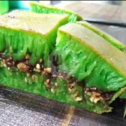 Martabak Pandan Kacang Coklat