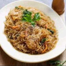 Bihun Goreng Kikil