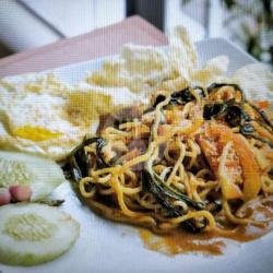 Mie Goreng Kangkung Belacan