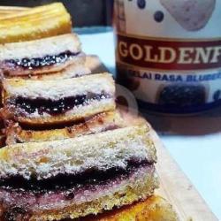 Roti Bakar Goldenfil Blueberry