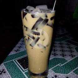 Es White Coffe Cincau