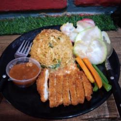 Nasi Goreng Spesial Katsu Saos Barbeque