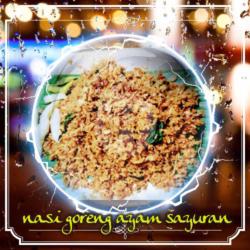 Nasi Goreng Krengseng Ayam   Sayuran