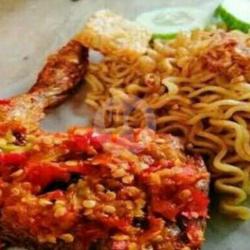 Mie Ayam Penyet