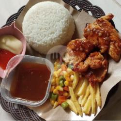 Nasi Steak Ayam With Blackpepper Sauce