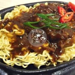 Mie Beef Blackpapper