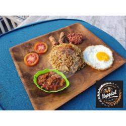 Indomie Rebus / Goreng Telur Kornet Sosis Pedez