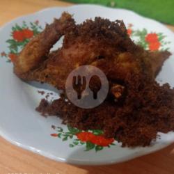 Ayam Goreng Sarundeng